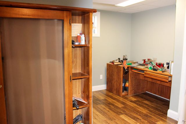 8311 N Greenwood Ct, Spokane, WA 99208