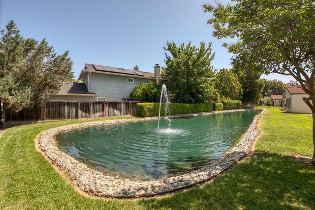 1834 Venetian Dr, Stockton, CA 95207