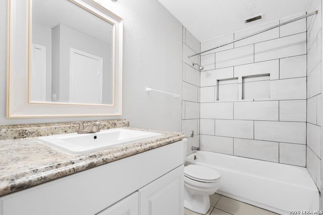 6710 WINDSOR HOLW, San Antonio, TX 78239