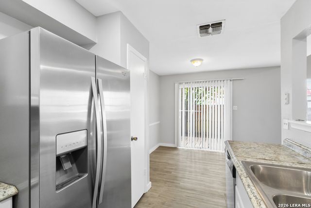 6710 WINDSOR HOLW, San Antonio, TX 78239