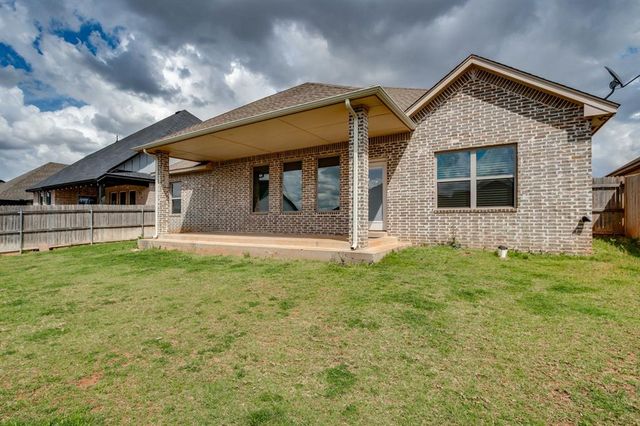 17749 Macarthur Park Road, Edmond, OK 73012