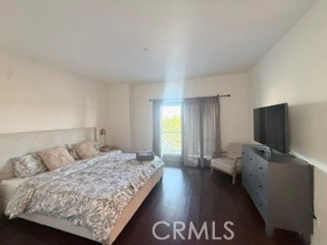 879 Michigan Boulevard B, Pasadena, CA 91107