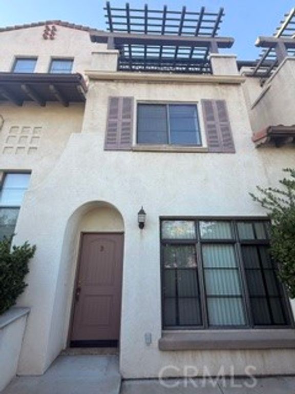 879 Michigan Boulevard B, Pasadena, CA 91107