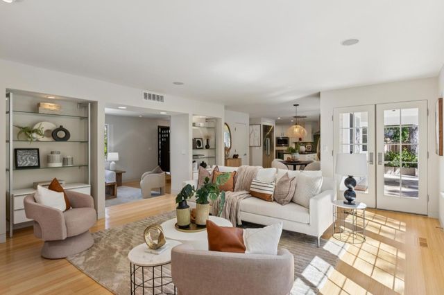 20210 La Paloma Avenue, Saratoga, CA 95070