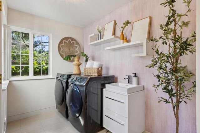 20210 La Paloma Avenue, Saratoga, CA 95070