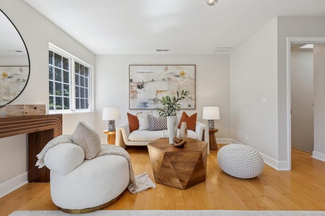20210 La Paloma Avenue, Saratoga, CA 95070