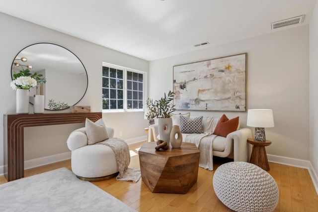 20210 La Paloma Avenue, Saratoga, CA 95070