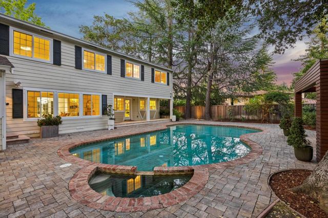 20210 La Paloma Avenue, Saratoga, CA 95070