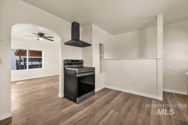 553 Quincy Street, Twin Falls, ID 83301