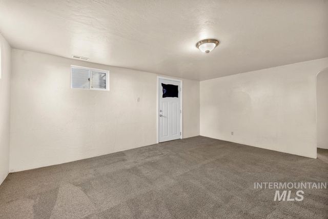 553 Quincy Street, Twin Falls, ID 83301