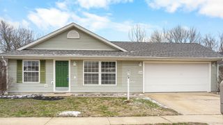 506 S Sunny Lane, Urbana, IL 61802