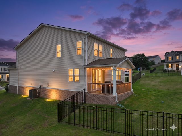 2982 Windstone Trl, Columbia, TN 38401