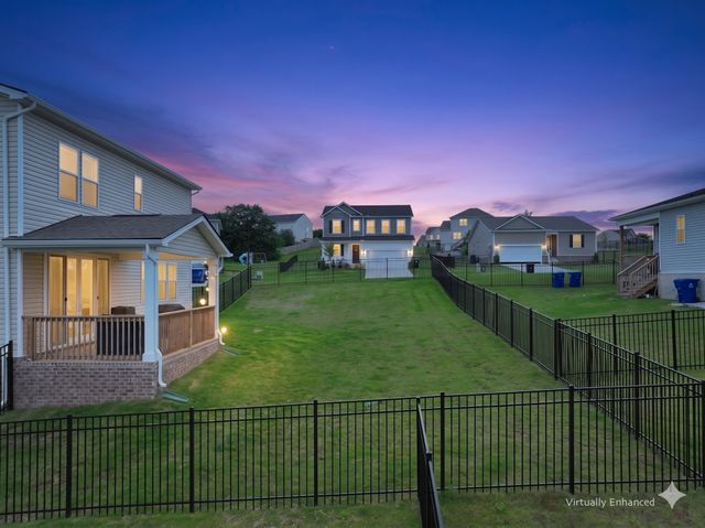 2982 Windstone Trl, Columbia, TN 38401