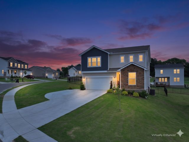 2982 Windstone Trl, Columbia, TN 38401
