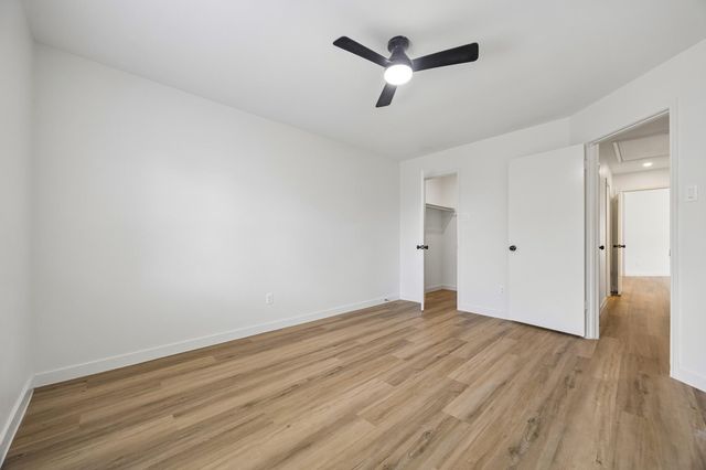 16123 Camino Del Sol Drive, Houston, TX 77083