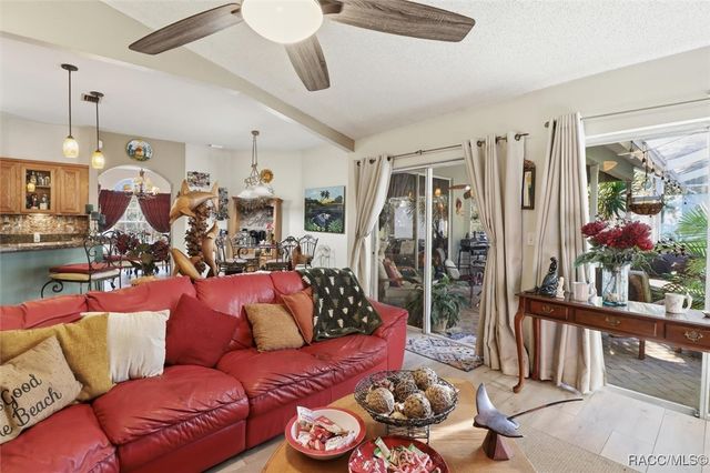 10 Statice Court, Homosassa, FL 34446