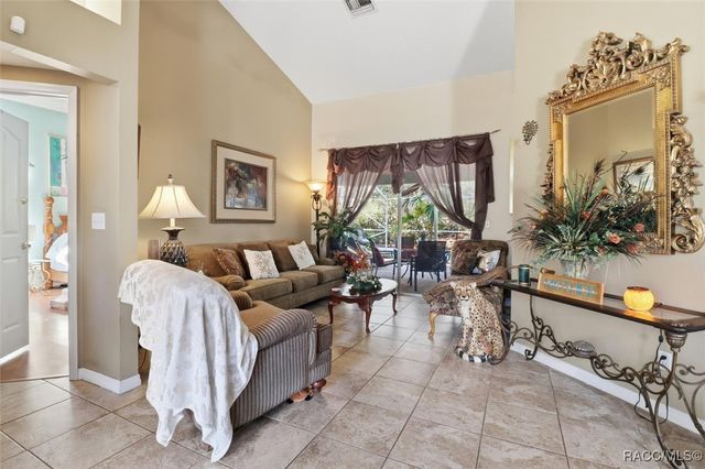 10 Statice Court, Homosassa, FL 34446