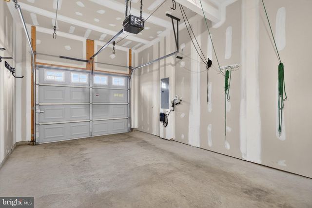 1772 FAIRBANK LN, Mechanicsburg, PA 17055