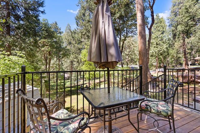 2906 Marilyn Dr, Pollock Pines, CA 95726
