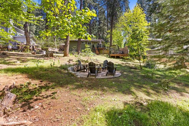 2906 Marilyn Dr, Pollock Pines, CA 95726