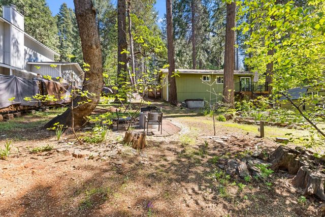 2906 Marilyn Dr, Pollock Pines, CA 95726