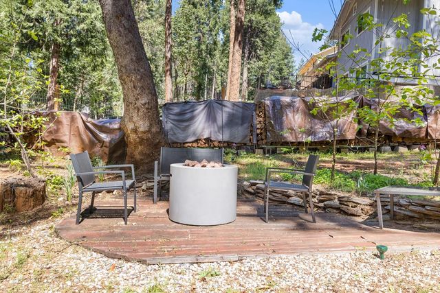 2906 Marilyn Dr, Pollock Pines, CA 95726