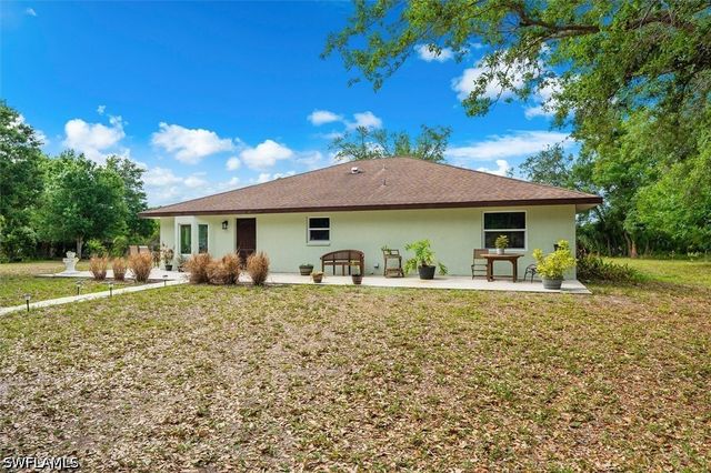 2900 Curry LN, Nokomis, FL 34275