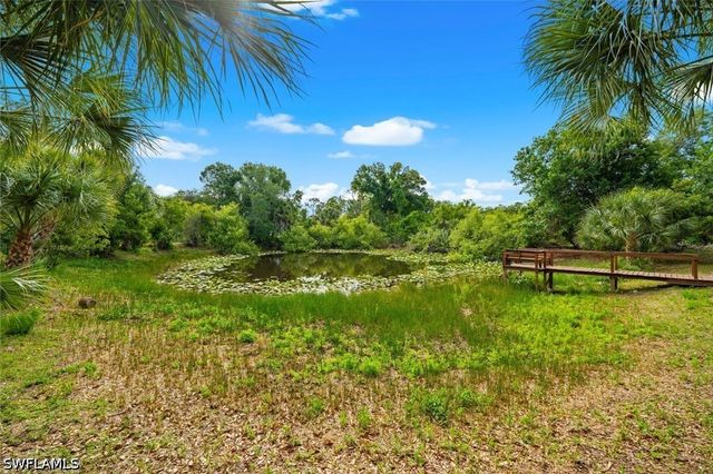 2900 Curry LN, Nokomis, FL 34275