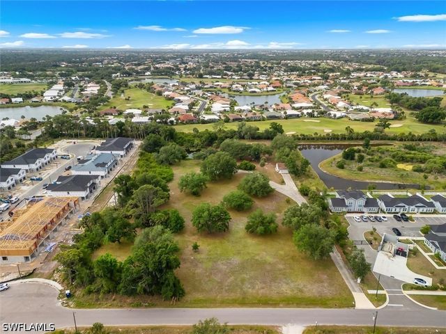 2900 Curry LN, Nokomis, FL 34275