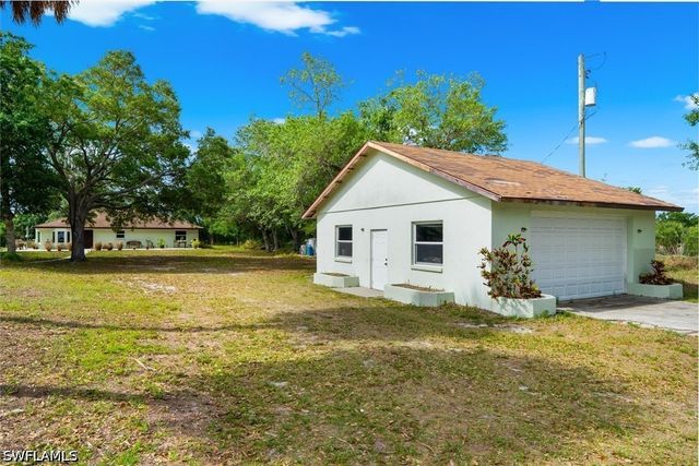 2900 Curry LN, Nokomis, FL 34275