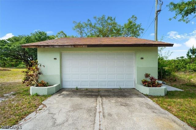 2900 Curry LN, Nokomis, FL 34275