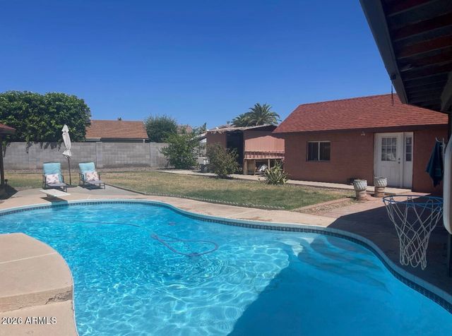 17613 N 55TH Drive, Glendale, AZ 85308