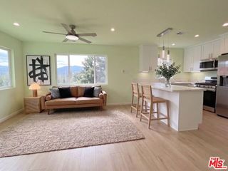 3131 Jolley Drive, Burbank, CA 91504