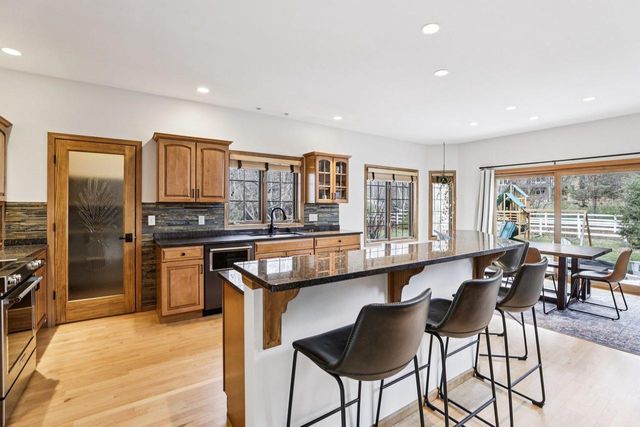 5654 Cobblestone Lane, Waunakee, WI 53597