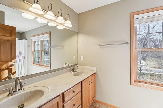 5654 Cobblestone Lane, Waunakee, WI 53597