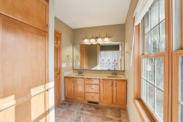 5654 Cobblestone Lane, Waunakee, WI 53597