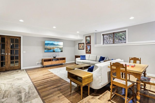 5654 Cobblestone Lane, Waunakee, WI 53597