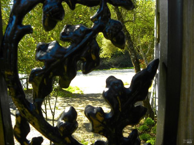 8260 Trenton Rd, Forestville, CA 95436