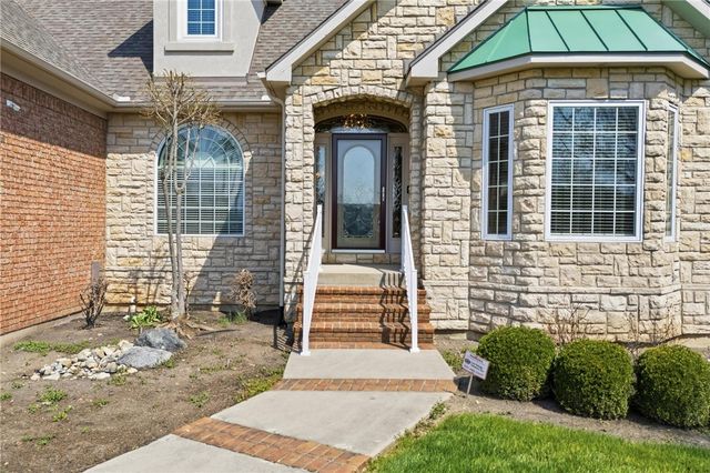 999 Brookwood Drive, Troy, OH 45373