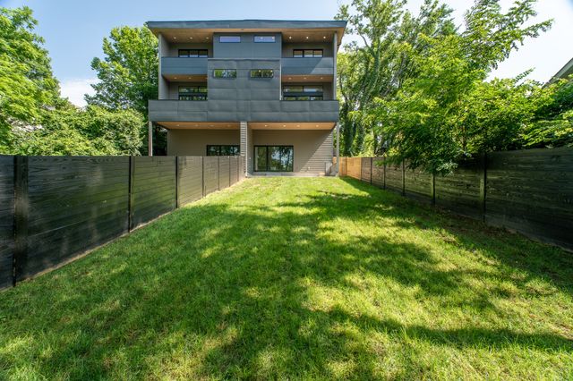 3205A Acklen Ave, Nashville, TN 37212