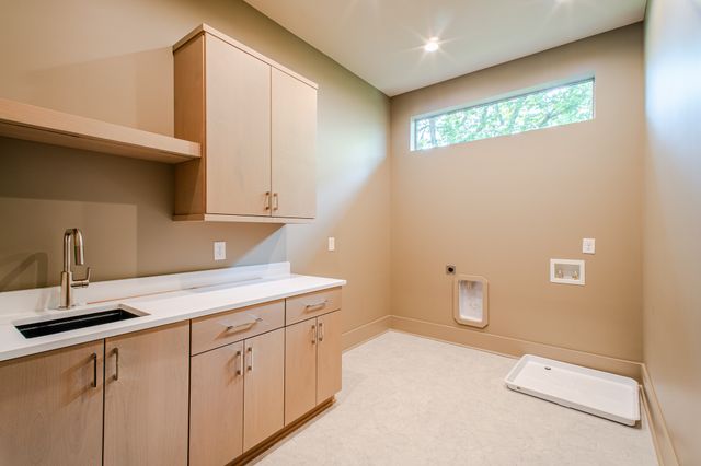 3205A Acklen Ave, Nashville, TN 37212