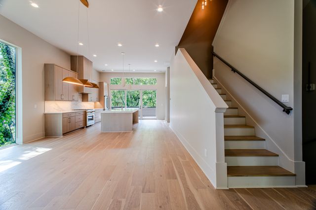 3205A Acklen Ave, Nashville, TN 37212