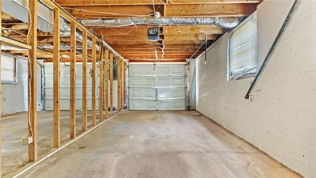 5 Ridgedale Drive SE, Silver Creek, GA 30173