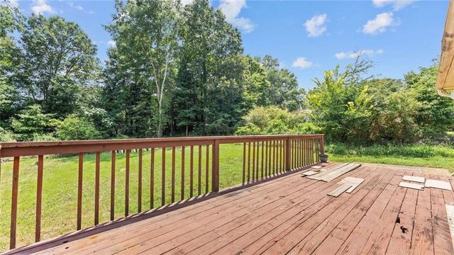 5 Ridgedale Drive SE, Silver Creek, GA 30173