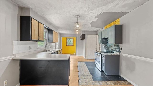 5 Ridgedale Drive SE, Silver Creek, GA 30173
