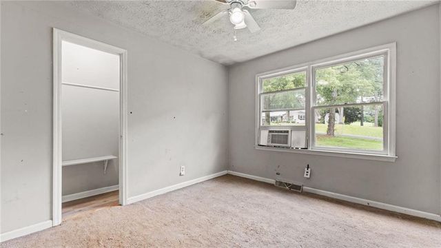 5 Ridgedale Drive SE, Silver Creek, GA 30173