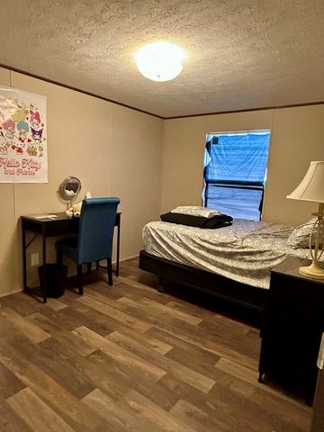 5089 N Gonzalez Rd, Fort Stockton, TX 79735