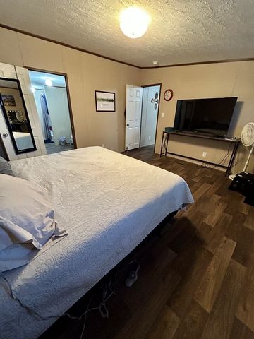 5089 N Gonzalez Rd, Fort Stockton, TX 79735