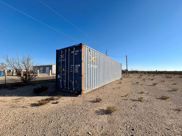 5089 N Gonzalez Rd, Fort Stockton, TX 79735