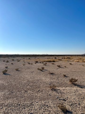 5089 N Gonzalez Rd, Fort Stockton, TX 79735